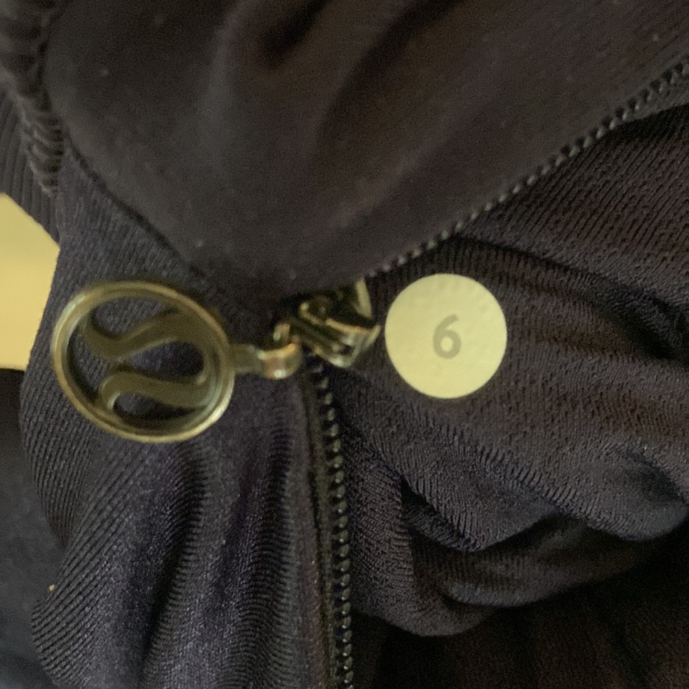 Metallic Lululemon jacket - Picture 6 of 7